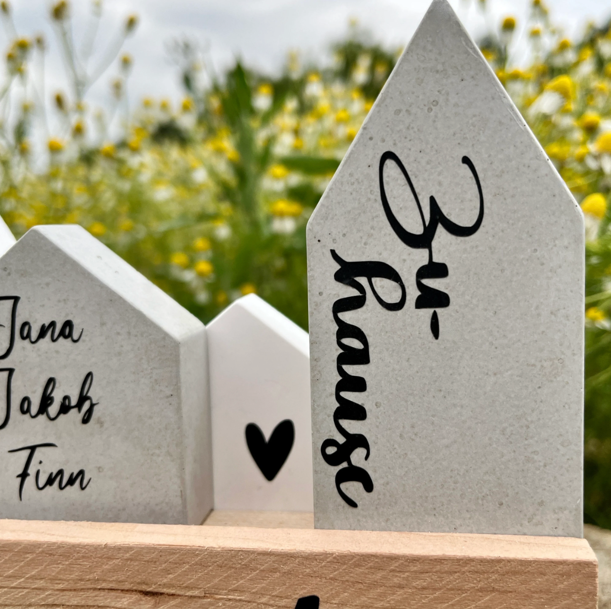 Dekoaufsteller/ personalisiert / Schild Familie / Geschenk Einzug/Hochzeit
