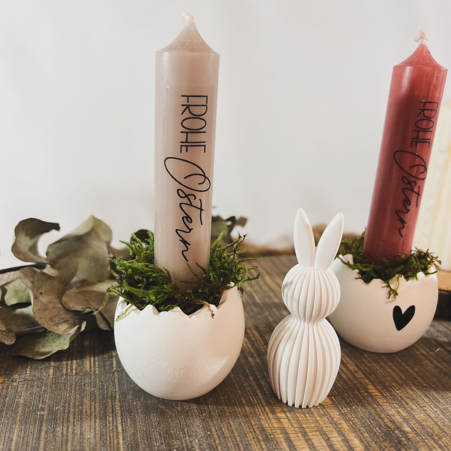 Osterdeko / Osterhase / Kerzenhalter mit Stabkerze / Mitbringsel Ostern