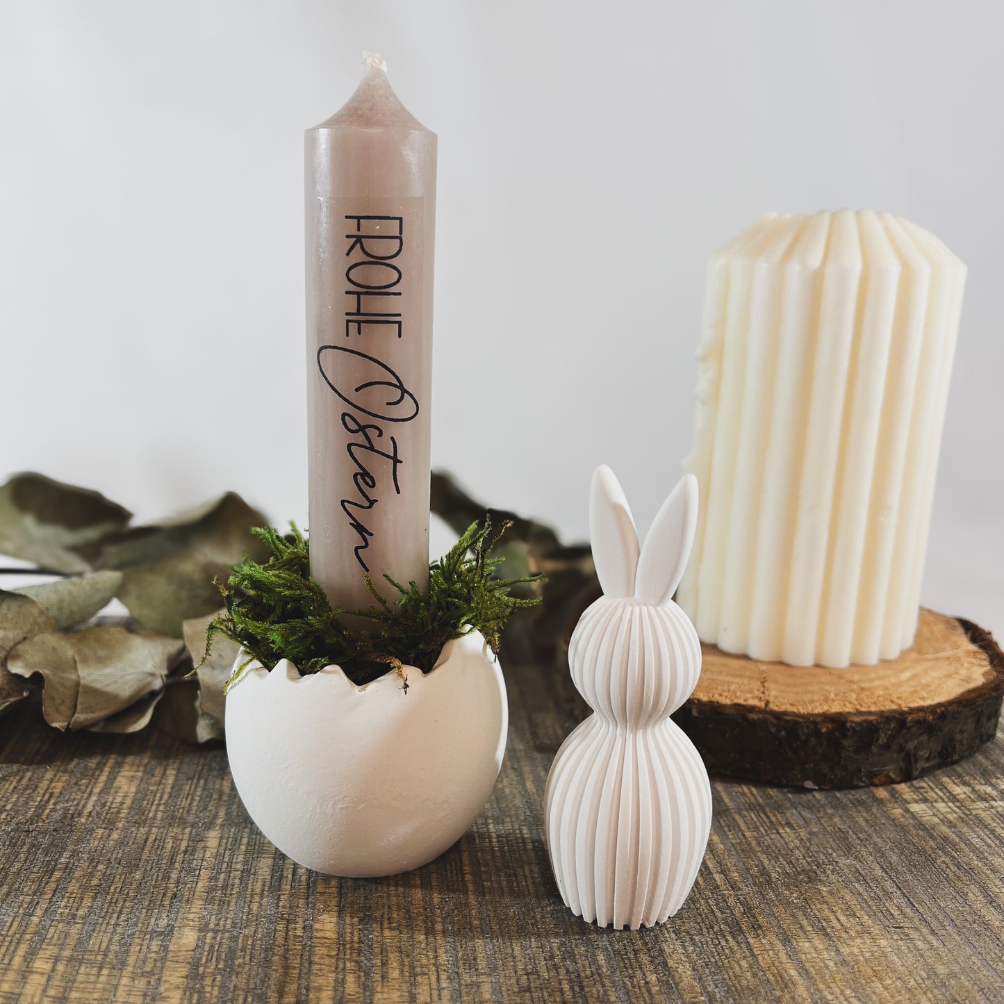 Osterdeko / Osterhase / Kerzenhalter mit Stabkerze / Mitbringsel Ostern