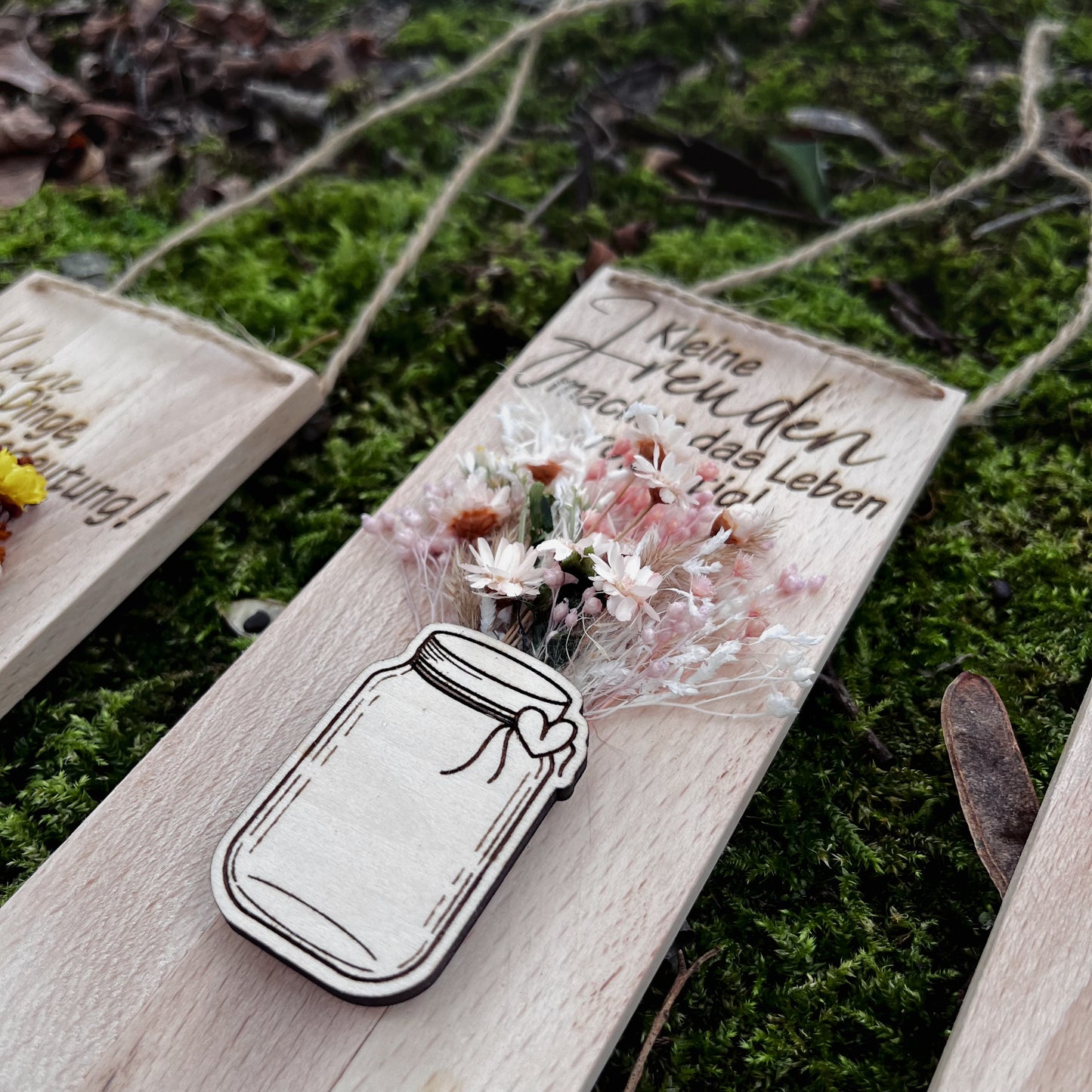 Geschenk / kleines Mitbringsel/kleines Dankeshön / Dekoschild mit Trockenblumen