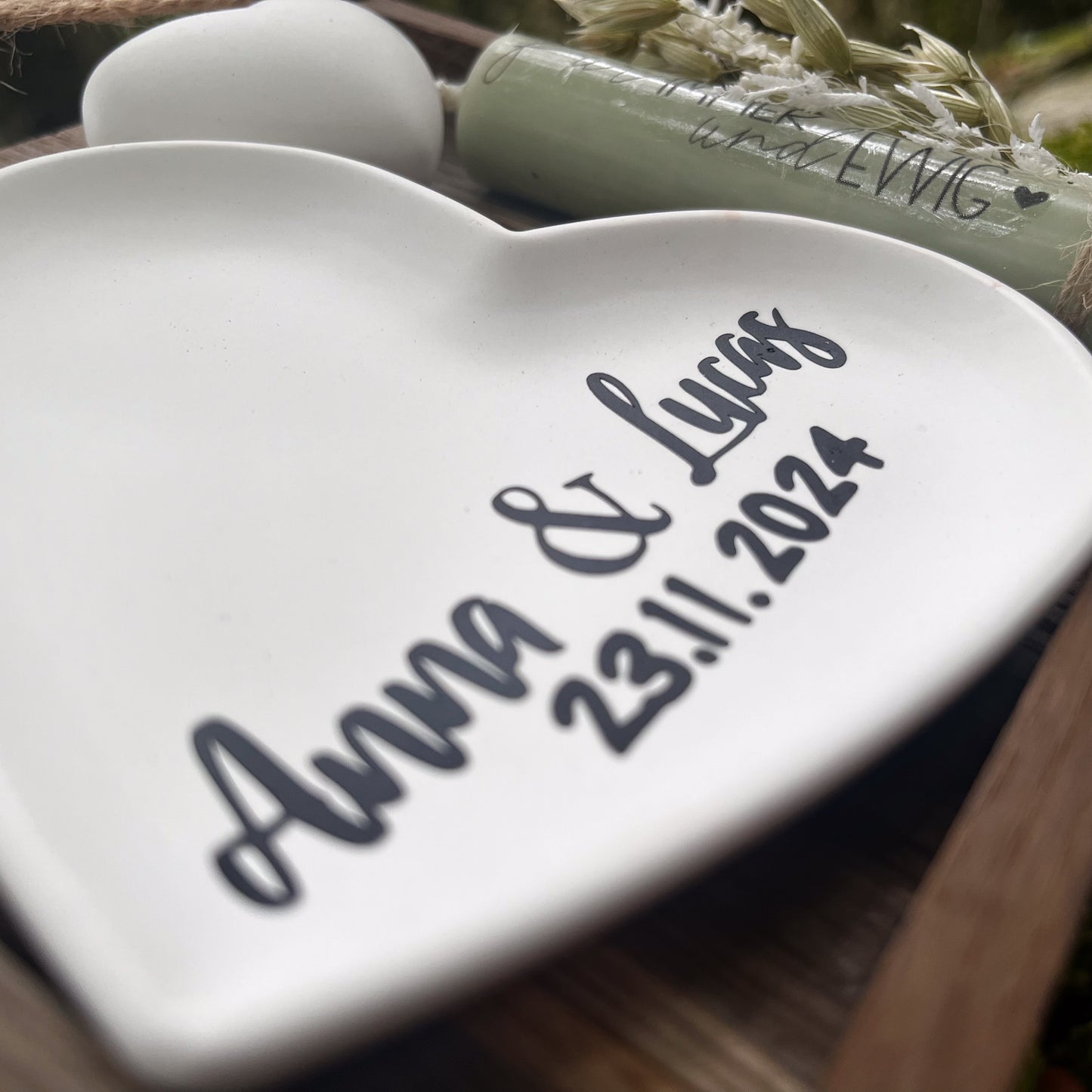 Hochzeitsgeschenk „pers. Herzteller“ / Geschenk Hochzeit / personalisiertes Geschenk/ Dekoteller/ Kerzengeschenk